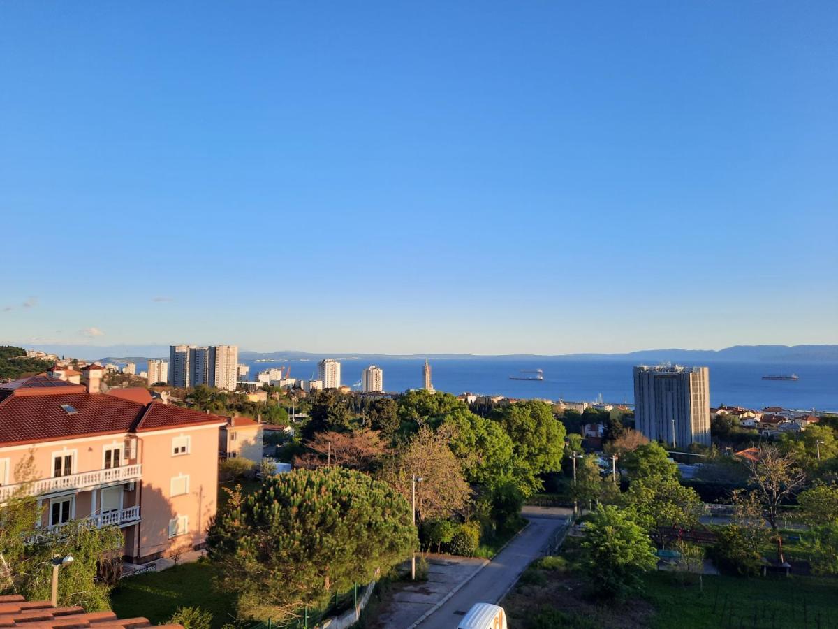 Sea View Later Apartment Rijeka Dış mekan fotoğraf